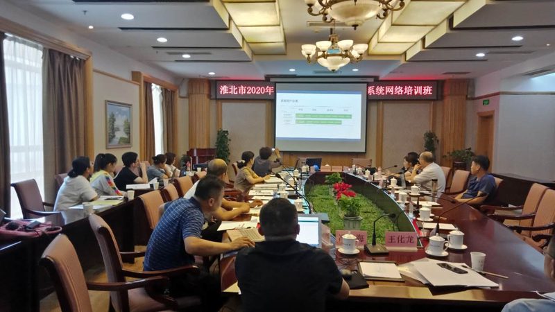 地理位置和校园环境也是考生和家长在选择学校时需要考虑的因素。以下是一些建议：