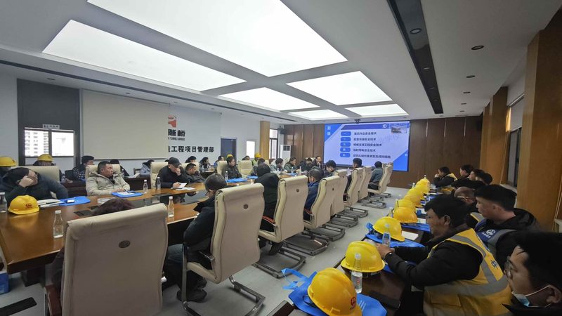 建造师线上培训：优势与挑战并存